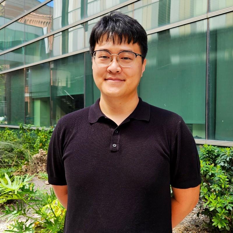 Headshot of Joohyung Park