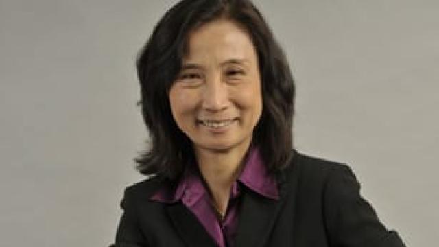 Lin Chen headshot